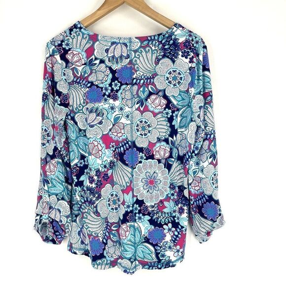 T By Talbots Shirt Size Medium Womens Blue Pink Floral Pullover Top UPF 50+ Tee - Picture 5 of 6